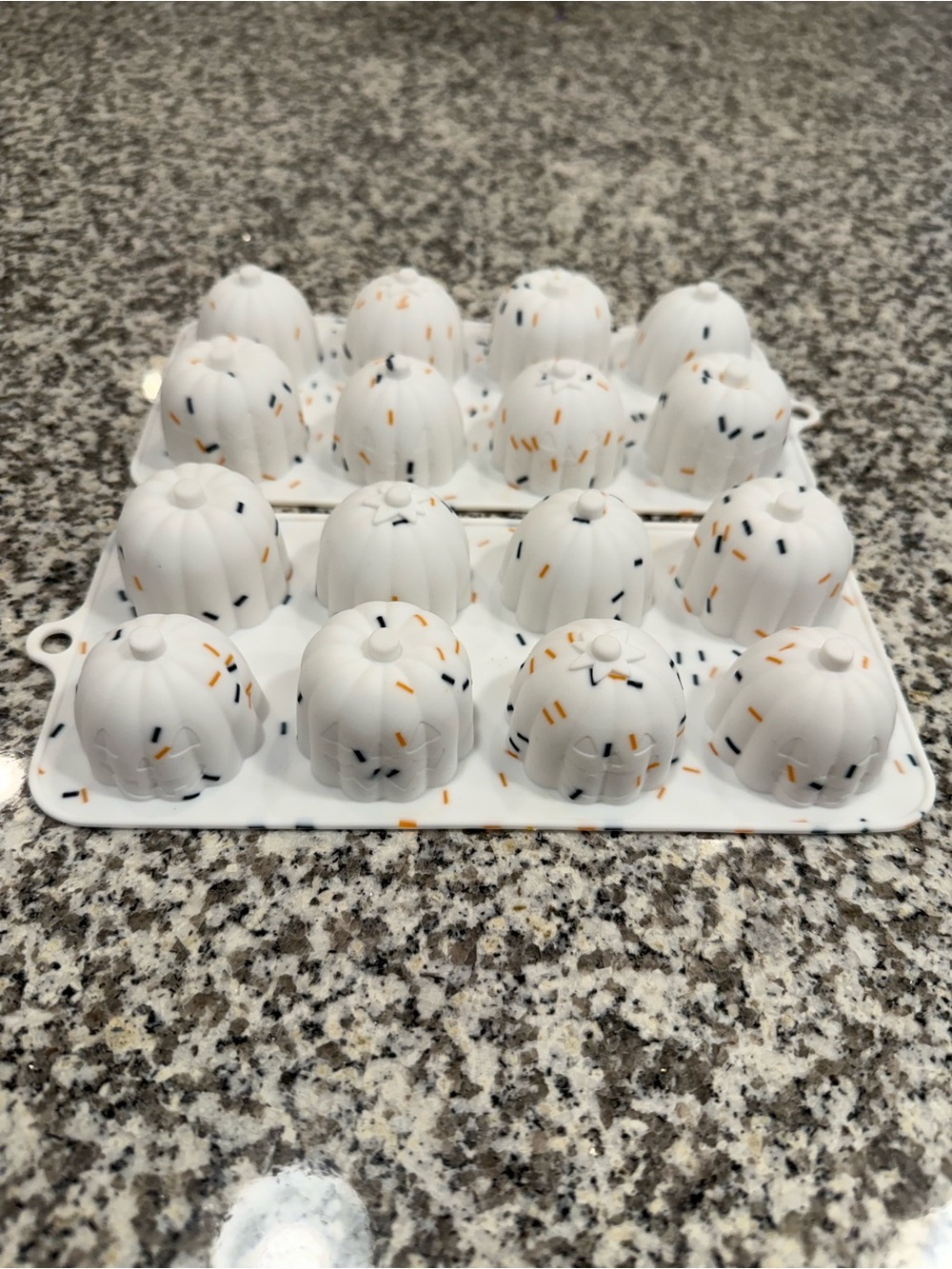 VIRAL SOLD OUT Pumpkin Jell-O Shot Molds